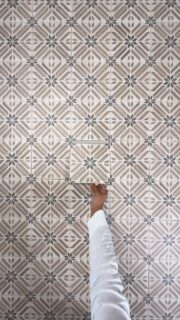 Three simple steps. One surface that transforms the space.
Step 1: Pick the right tile.
Step 2: Let the details come together.
Step 3: Watch the design take shape.
The Delormo Adrien brings rich earthy tones and Moroccan-inspired character into every space. Its compact 200 Ă— 200 mm format creates a floor or wall that feels crafted, warm, and full of personality.
Some designs don’t need more.
They just need the right tile.
Explore the complete series via the link in bio.
Tile Information
Product: Delormo Adrien
Colour: Brown
Finish: Matt
Application: Wall & Floor
Size: 200 Ă— 200 mm
#TimexCeramic #DelormoSeries #TileDesign #InteriorDesignIndia